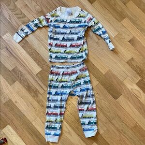 Hanna Andersson Kids Pajama Set - Multicolor Train Print